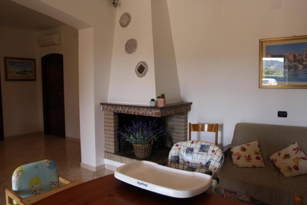 Villa Cabirol Fertilia Exteriör bild
