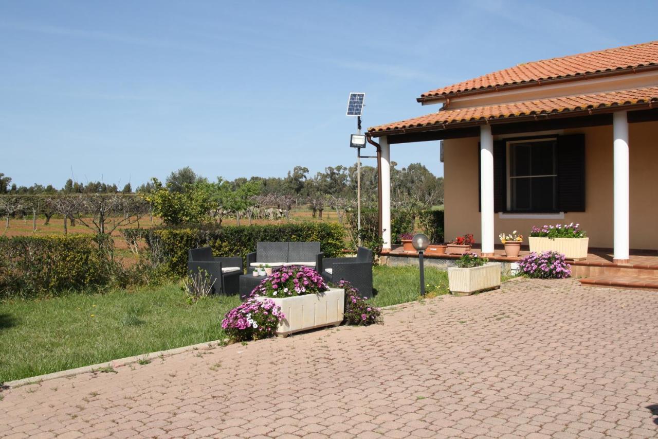 Villa Cabirol Fertilia Exteriör bild
