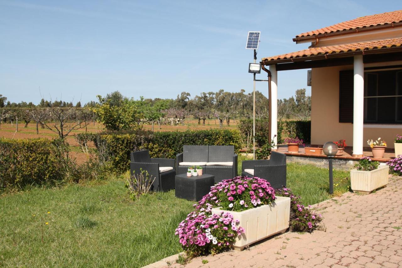 Villa Cabirol Fertilia Exteriör bild
