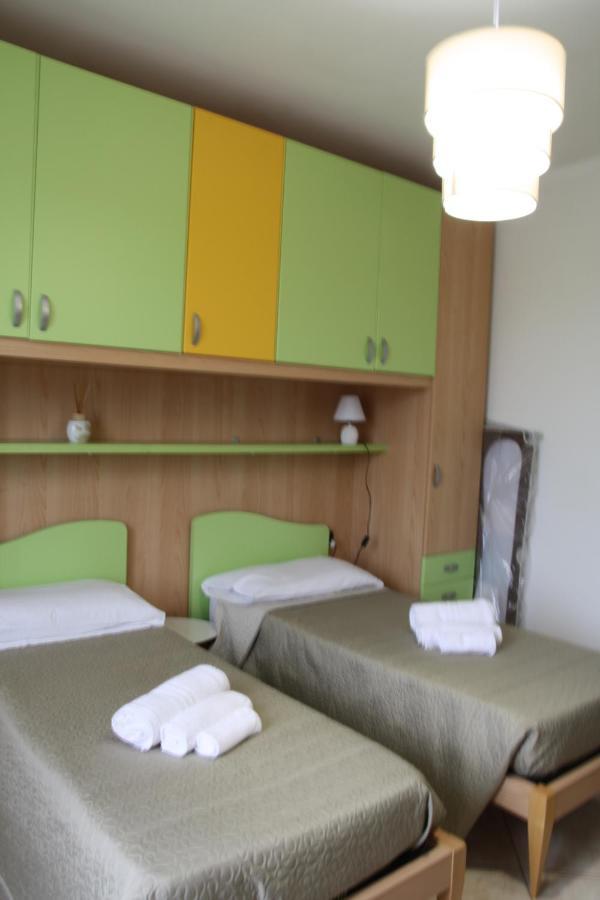 Villa Cabirol Fertilia Exteriör bild