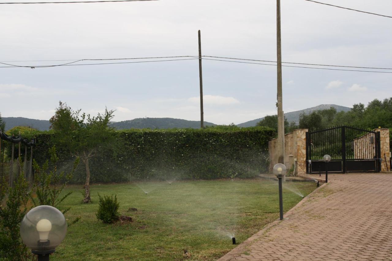Villa Cabirol Fertilia Exteriör bild