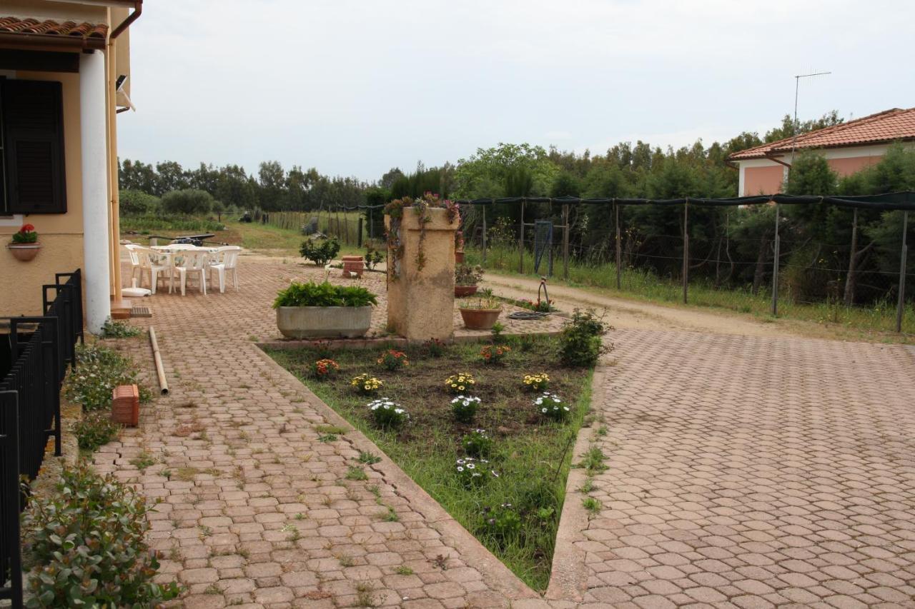 Villa Cabirol Fertilia Exteriör bild
